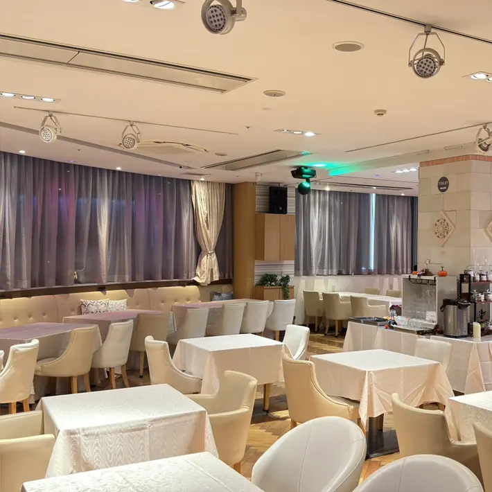 プルメリア店内