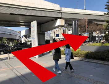 JR難波駅　北口からのルート画像2